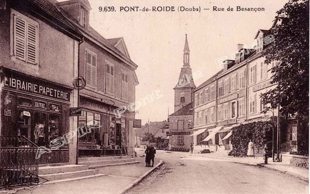 Route-Besançon-vue-depuis-place-22